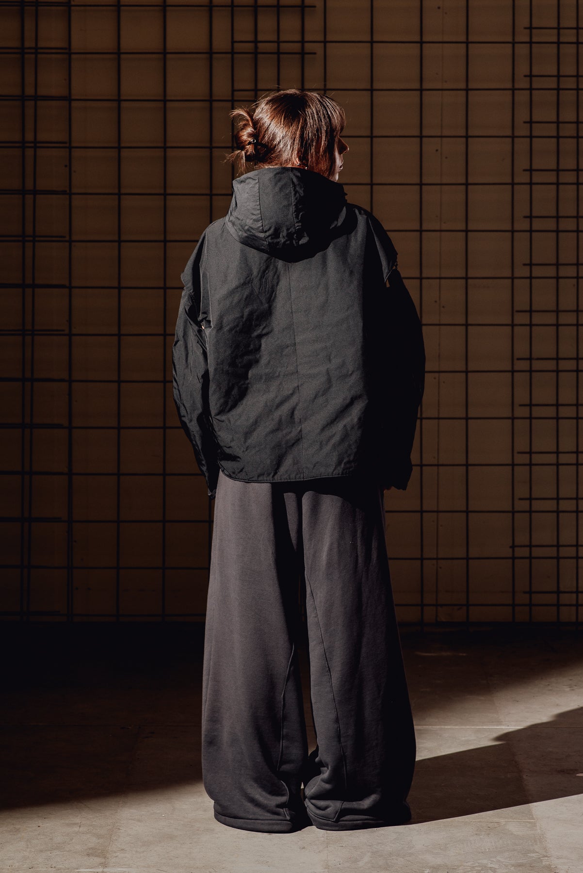 PLEAT SWEATPANTS