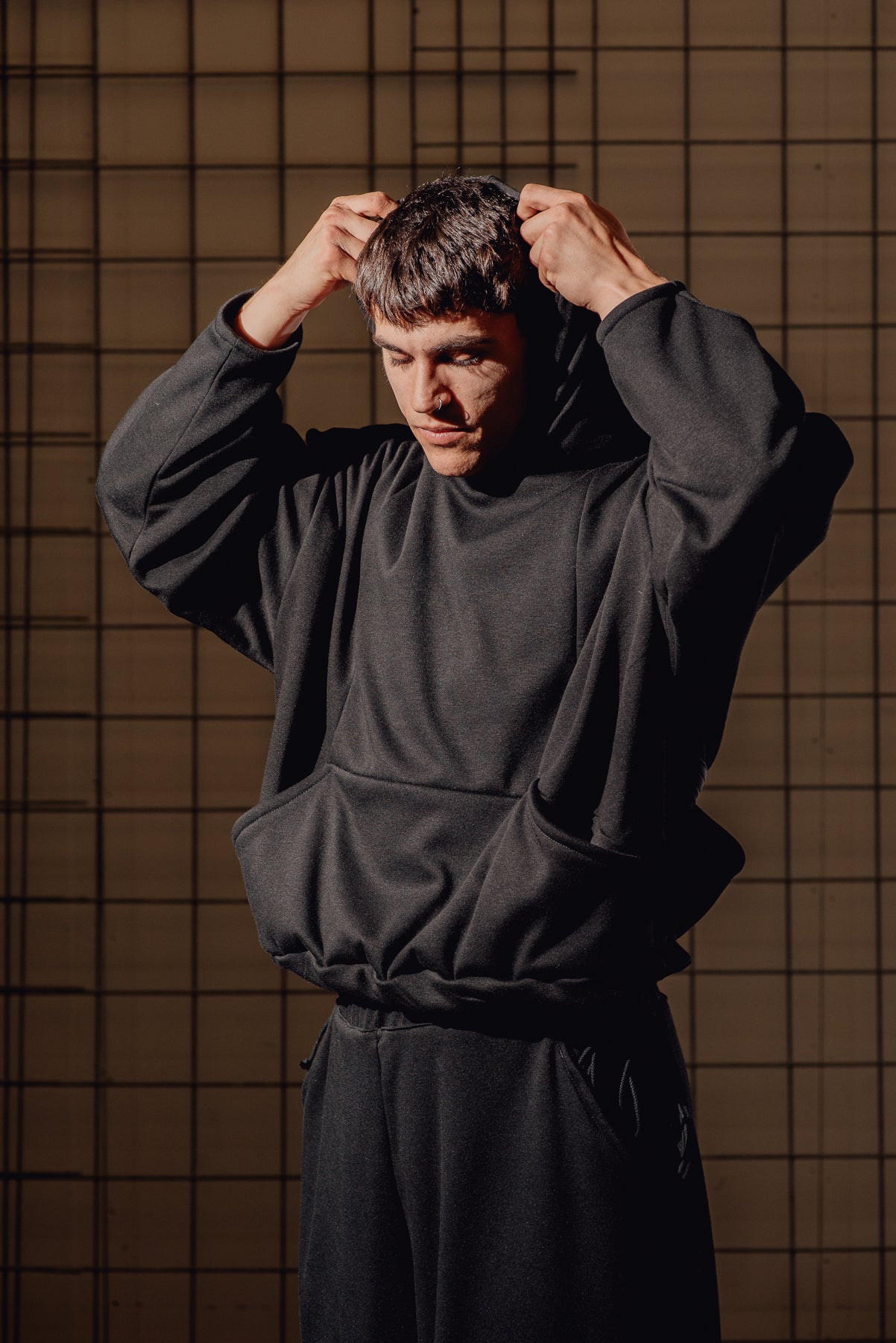 DOUBLE POCKETS HOODIE