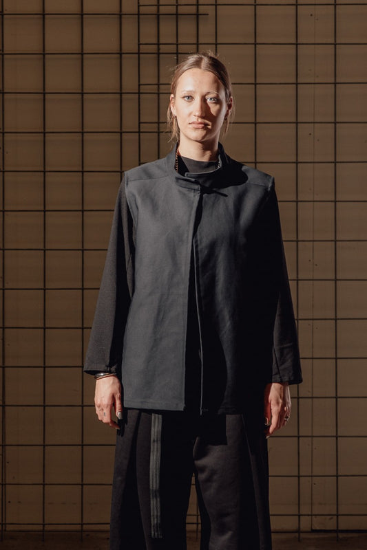LONG VEST